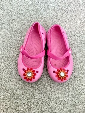 CROCS Girls Pink Flower Mary Jane Flats
